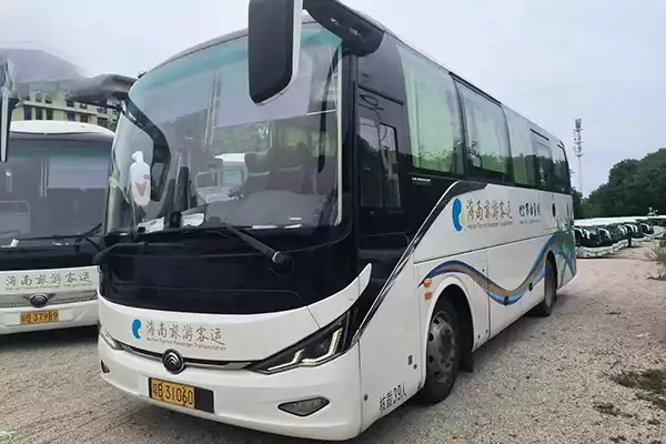 Yutong 6907 002 Yuchai Engine National Emission Standard V Used Coach Bus