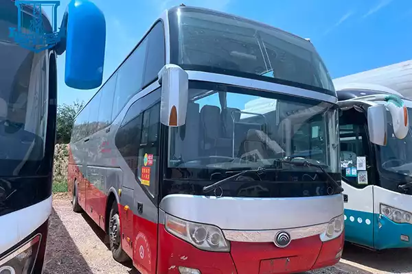 Used Yutong 6127 019 45-Seats Coach Bus for Long Distance Passenger Transportation
