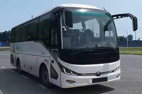 Yutong Secondhand Diesel Bus with 38 Luxury Seats USB Ports Spacious Luggage