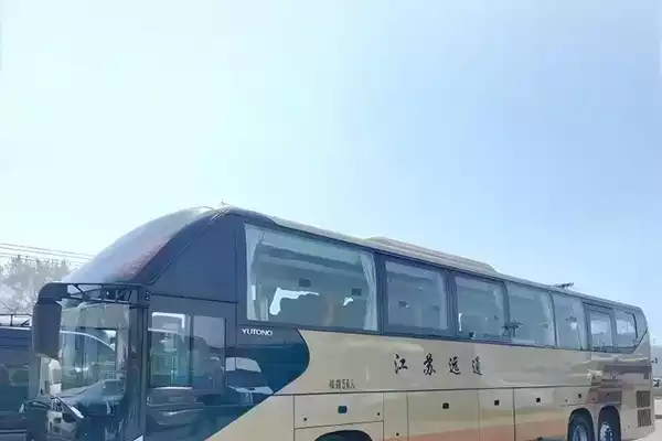 Diesel Passenger Transportation Chinese 56 Seats Yutong Coach Bus