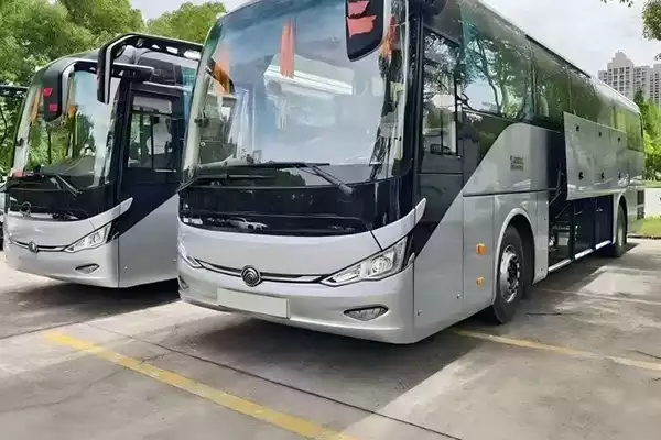 Chinese Diesel Yutong Second Hand Passenger Coach Bus