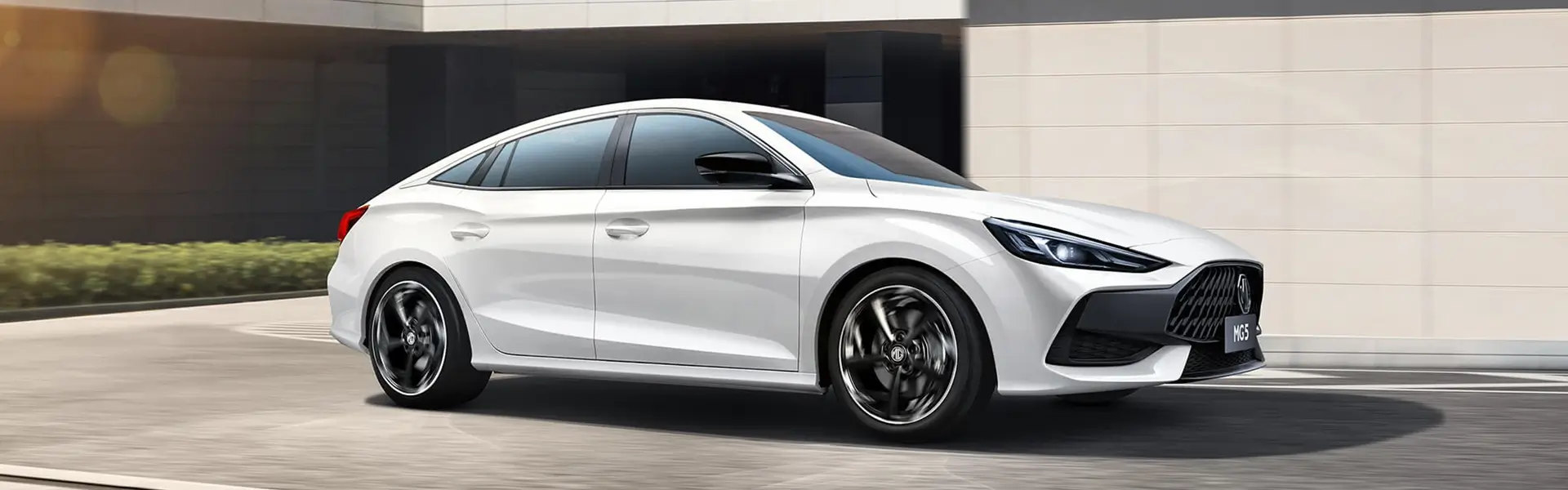 MG5: A Sporty Compact Sedan Built for the New Generation