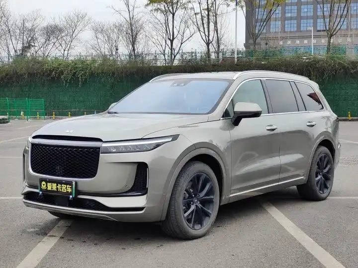 Li ONE 2020 Extended Range 7-Seater