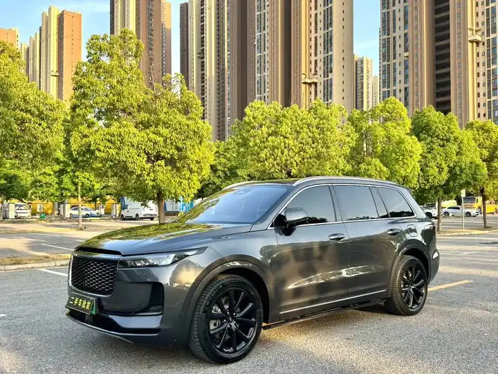 Li ONE 2021 Extended Range 6-Seater