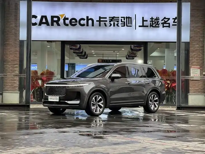 Li ONE 2021 Extended Range 6-Seater