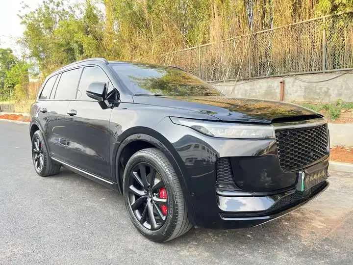 Li ONE 2021 Extended Range 6-Seater
