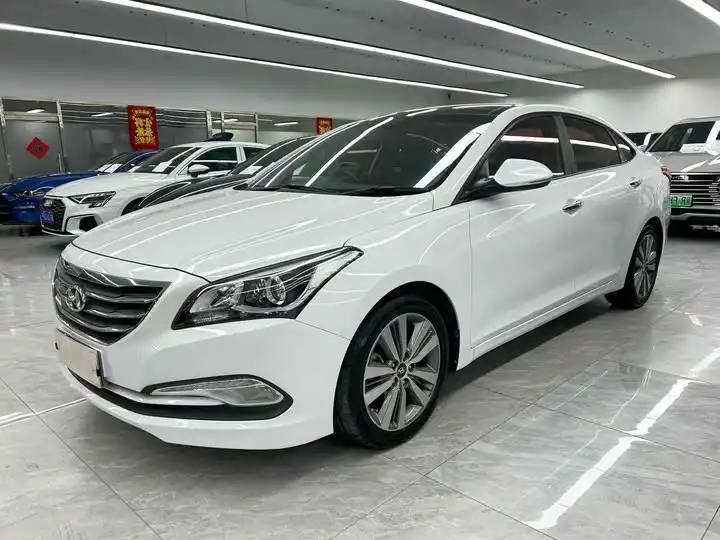 Mito 2016 1.8L Automatic Premium DLX