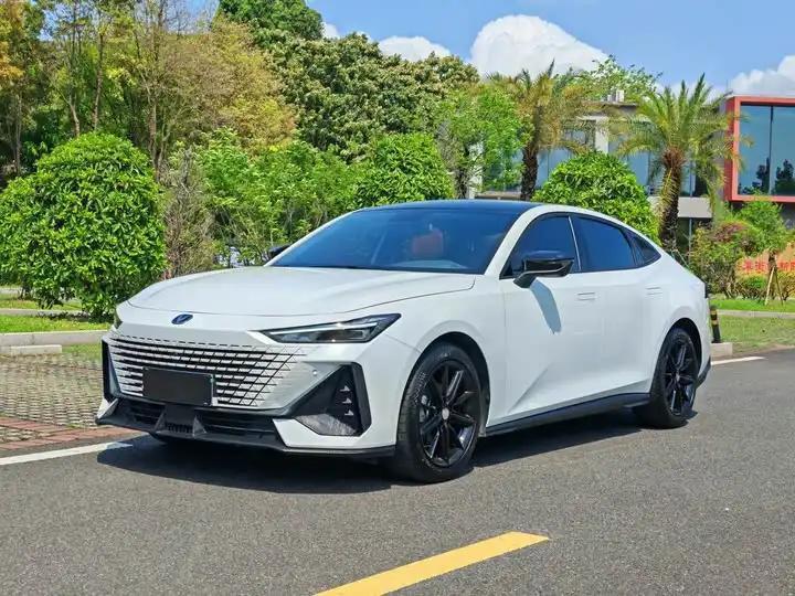 Chang'an UNI-V 2022 1.5T Premium