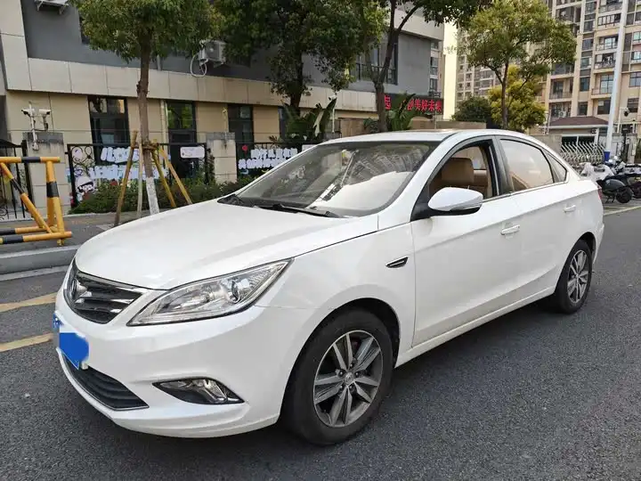 Escape 2015 1.6L Manual Luxury National V
