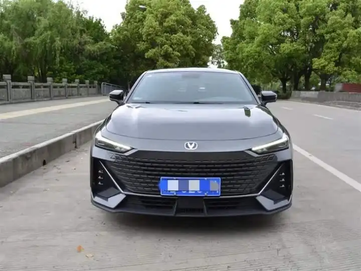 Changan UNI-V 2022 1.5T Excelsior