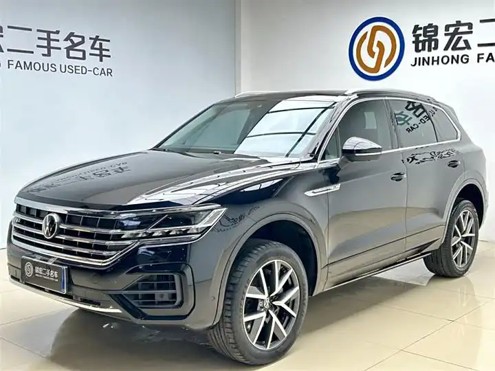 Touareg 2021 3.0TSI Sharp Classic Sport Package