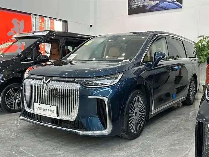 VOYAH Dreamer 2025 PHEV 4WD Premium Kunststoffer Edition