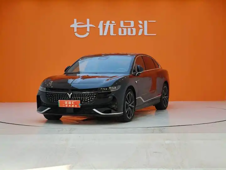VOYAH Chase 2024 PHEV 4WD Ultra Long Range Signature Edition
