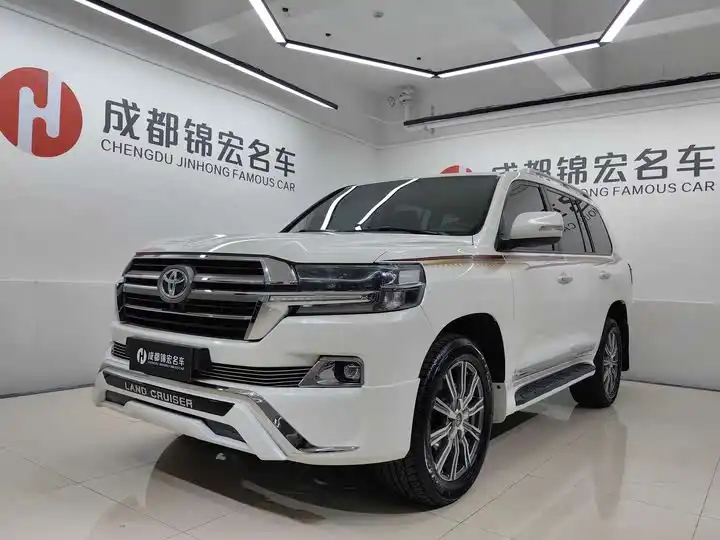 Landcruiser (Import) 2018 4.0L Middle East Edition