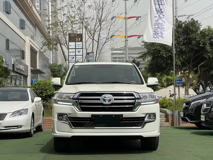 Landcruiser (Import) 2016 4.0L Middle East Edition