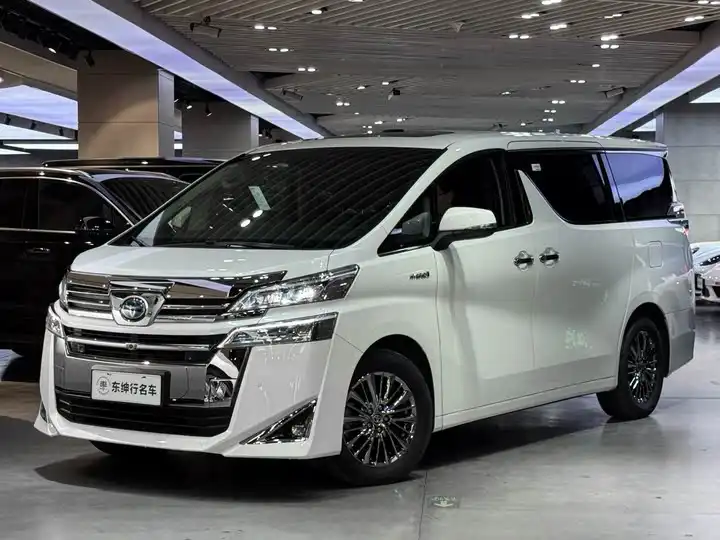 Wilfred 2020 Twin Engine 2.5L HV Luxury Edition