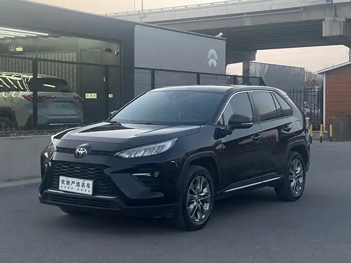 Veranda 2021 2.0L CVT 2WD Deluxe