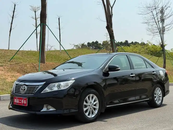 Camry 2012 2.5G Deluxe