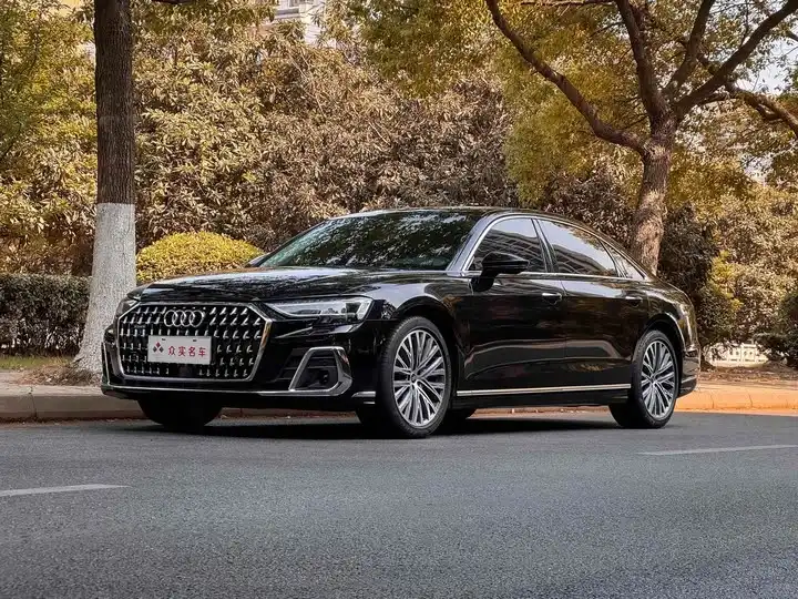 奥迪A8 2024款 A8L 50 TFSI quattro 臻选型