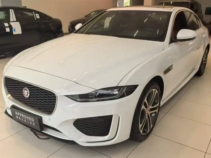 Jaguar XEL 2024 2.0T 250PS R-DYNAMIC S Aggressive Sport