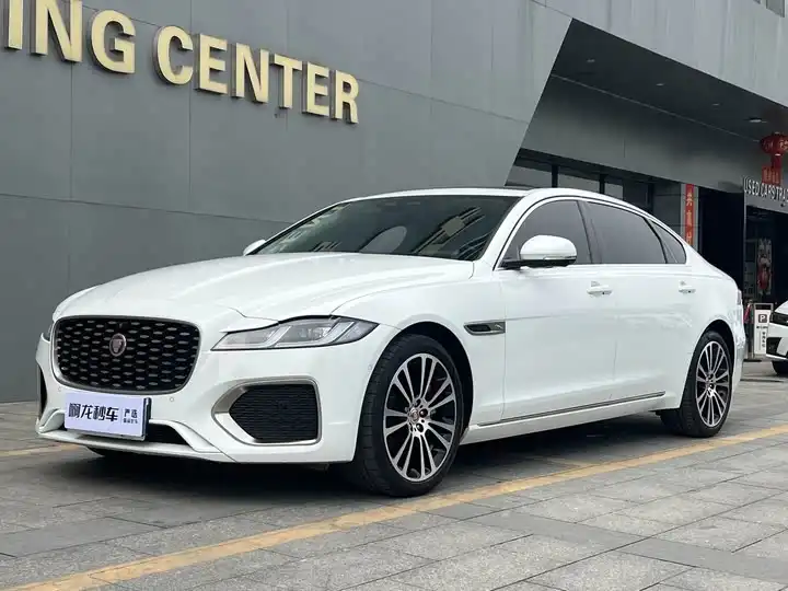 Jaguar XFL 2023 XFL 2.0T P250 2WD Premium Deluxe