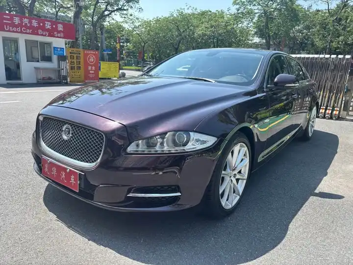 Jaguar XJ 2012 XJL 3.0 Signature Business Edition