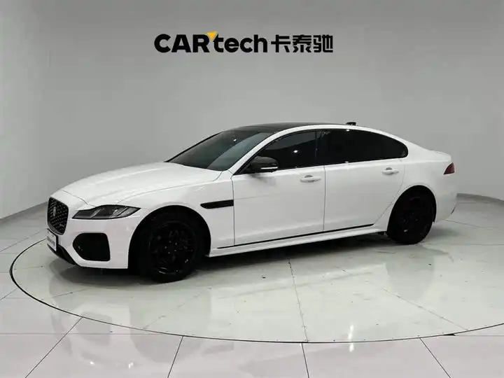 Jaguar XFL 2021 XFL 2.0T P250 4WD Obsidian Sport