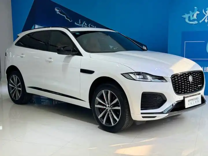 捷豹F-PACE 2024款 P250 R-Dynamic SE