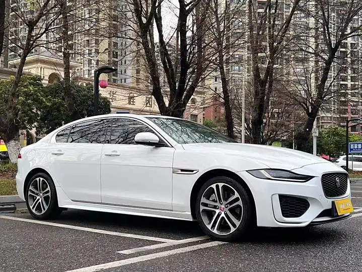 Jaguar XEL 2024 2.0T 250PS R-DYNAMIC S Aggressive Sport
