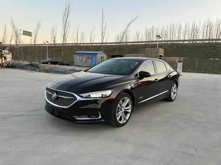 Grand Touring 2021 Avenir Avia Signature