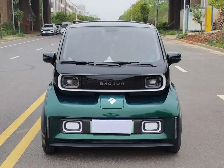 Baojun KiWi EV 2022 Designer Light Edition Lithium Ternary
