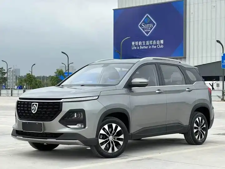 Baojun 530 2021 Global Vehicle Anniversary Edition 1.5T CVT Premium Connected 7-seater