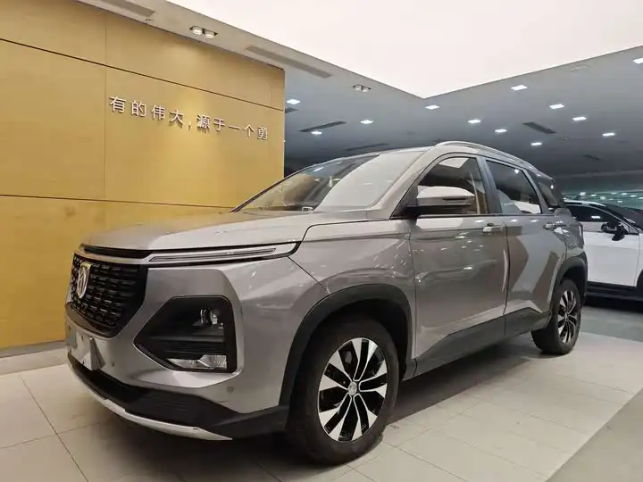 Baojun 530 2020 1.5T CVT Deluxe Connected 6-seater